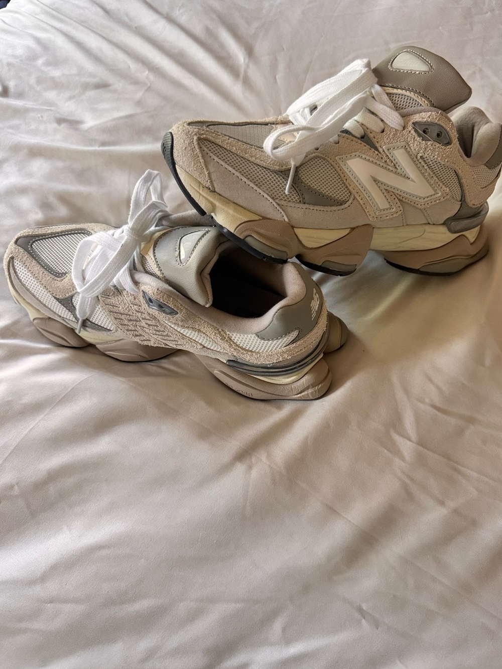New Balance Women's Neutral Beige Chunky Sneaker